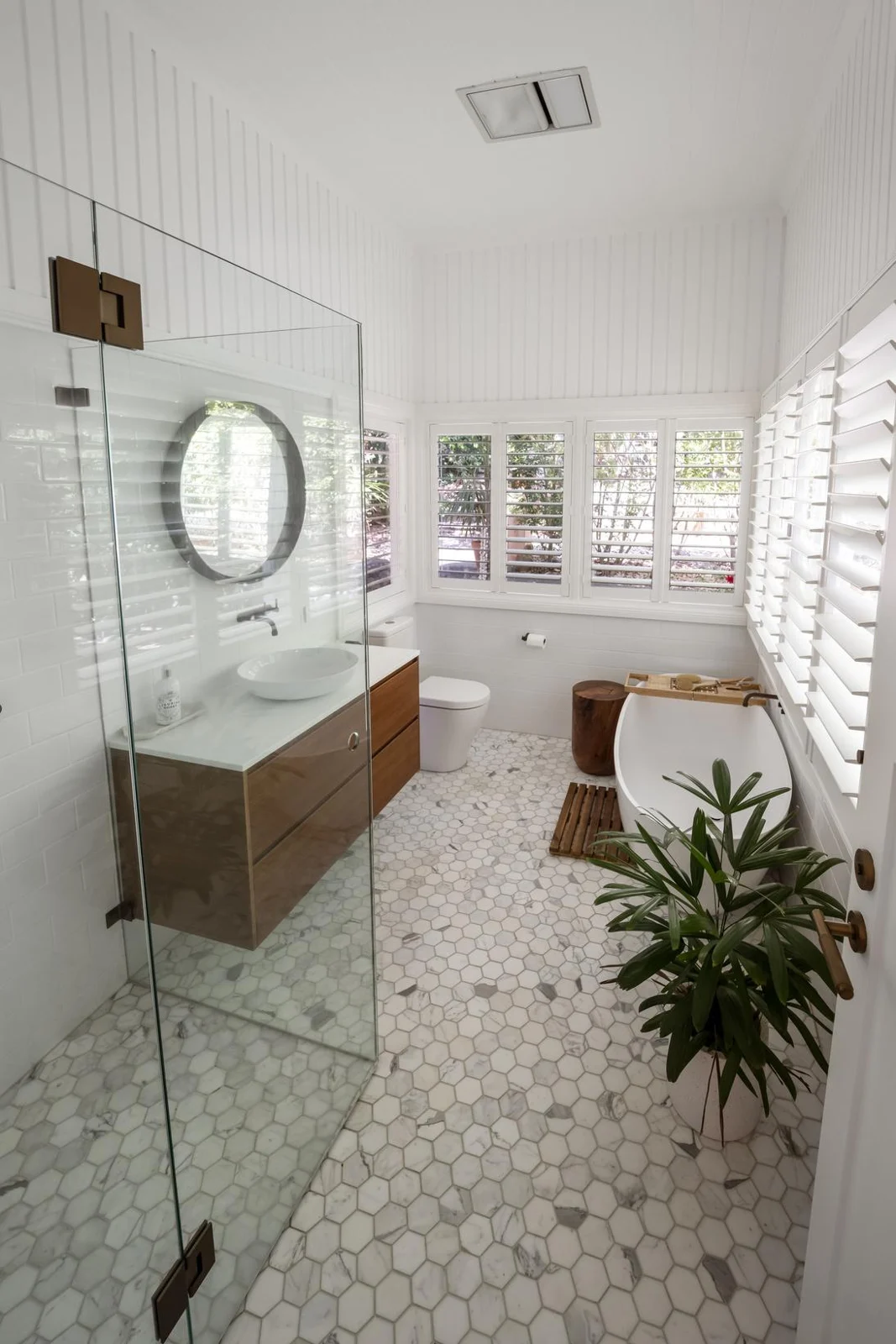 Completed Pretty Beach bathroom